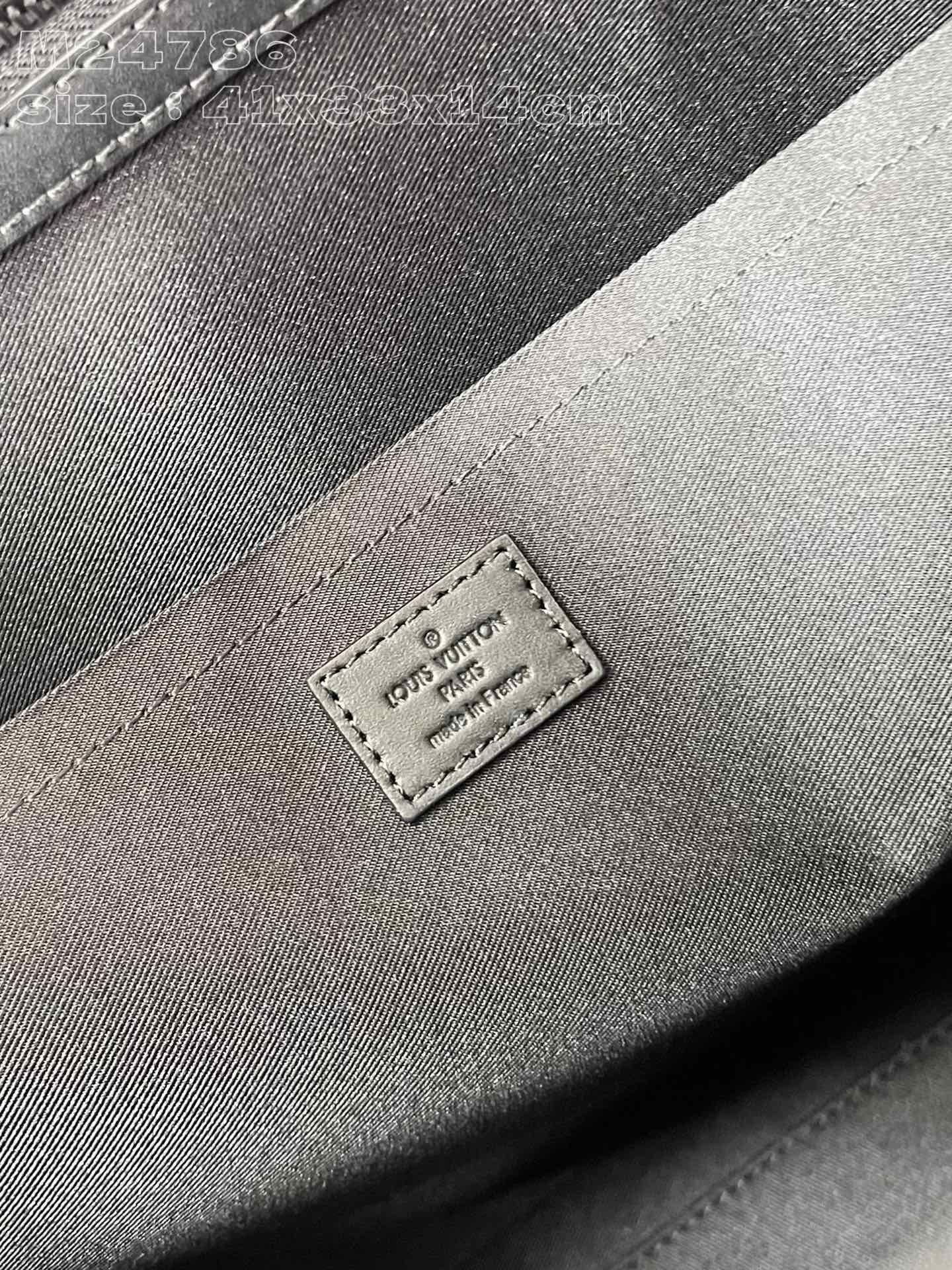 L0vis Vvtt0n M24786 SAC PLAT 24H BAG
