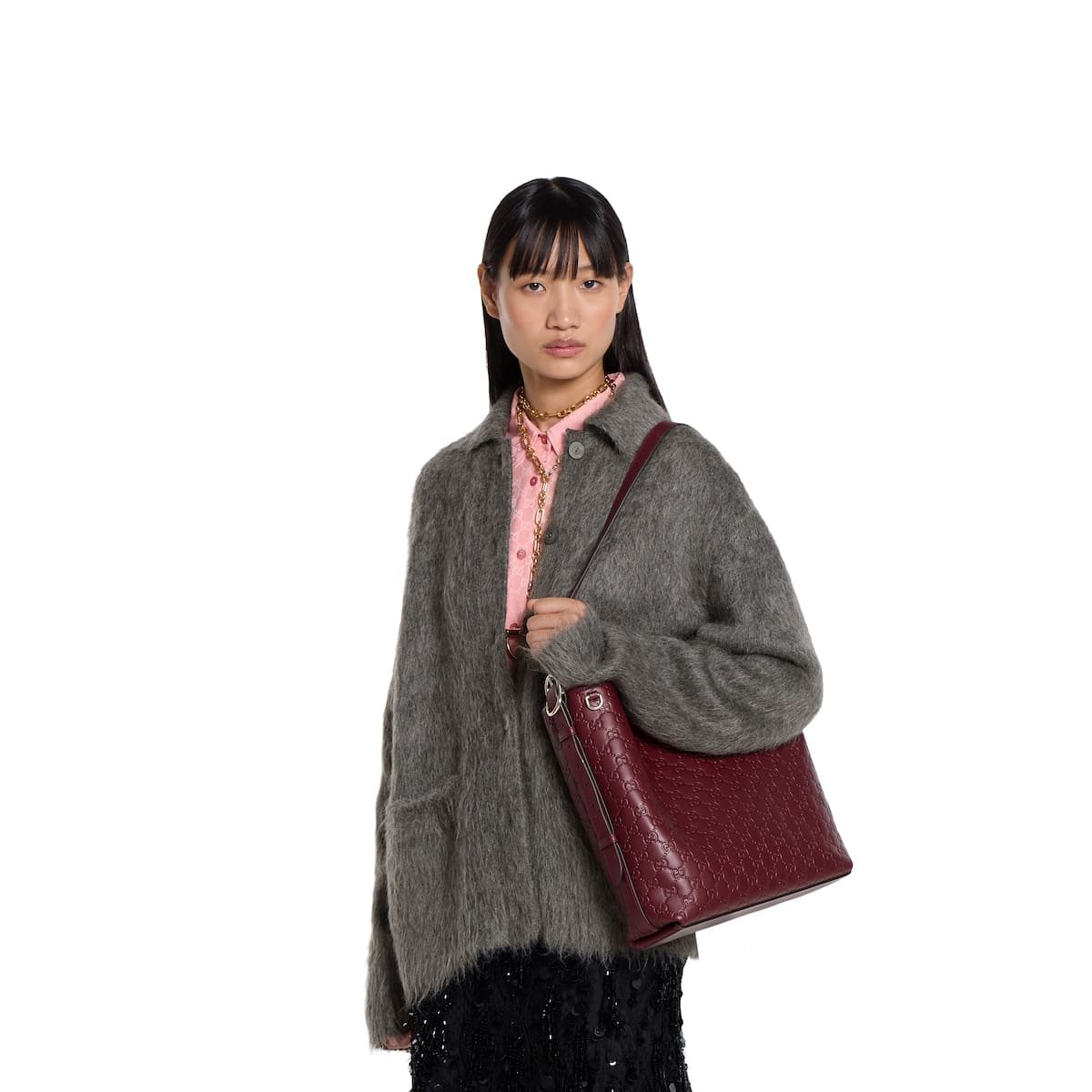 Gvc*1 Emblem medium shoulder bag