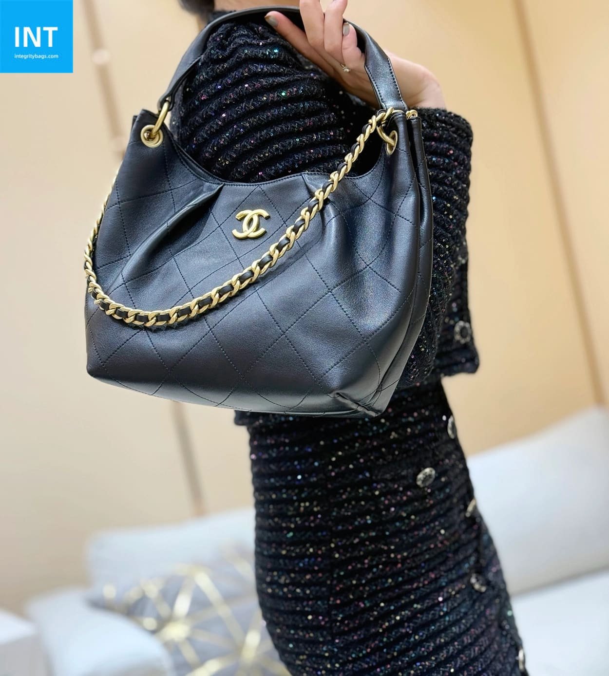 Ch**el Maxi Hobo Bag AS5970