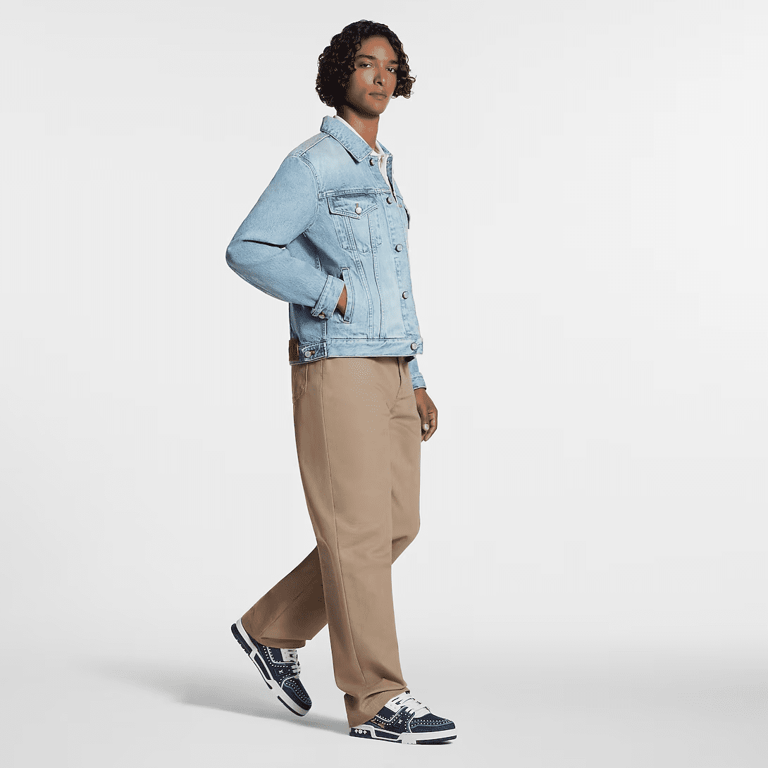 L0vis Vvtt0n 1AJ518 LV Trainer Sneaker