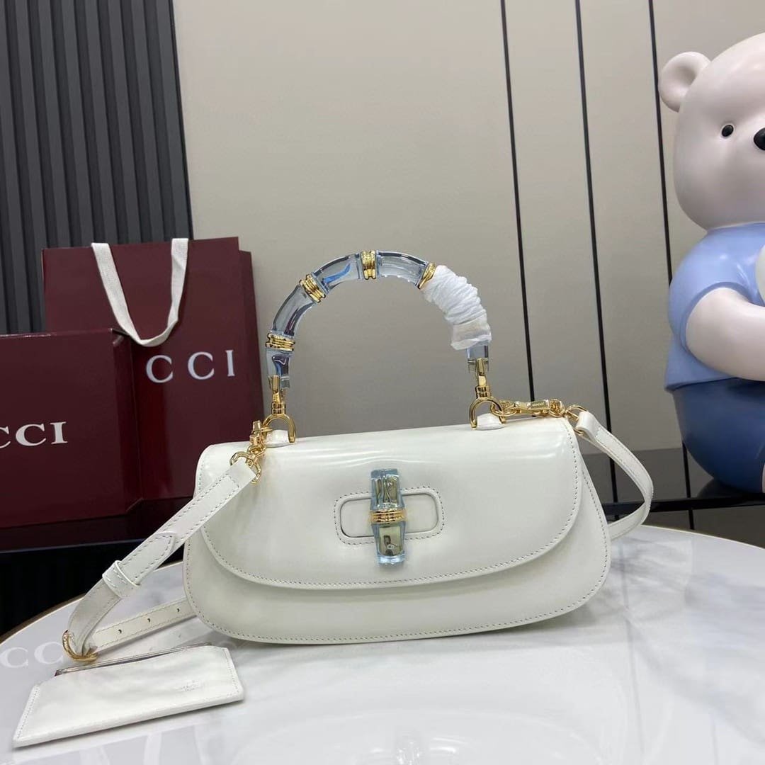 Gvc*1 BAMBOO DIVA MEDIUM BAG