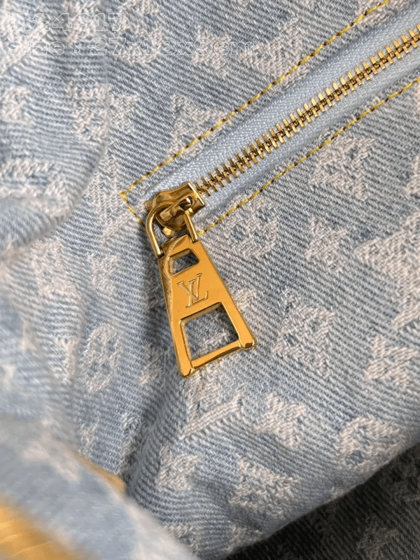 L0vis Vvtt0n M24317 Pochette Cosmétique GM