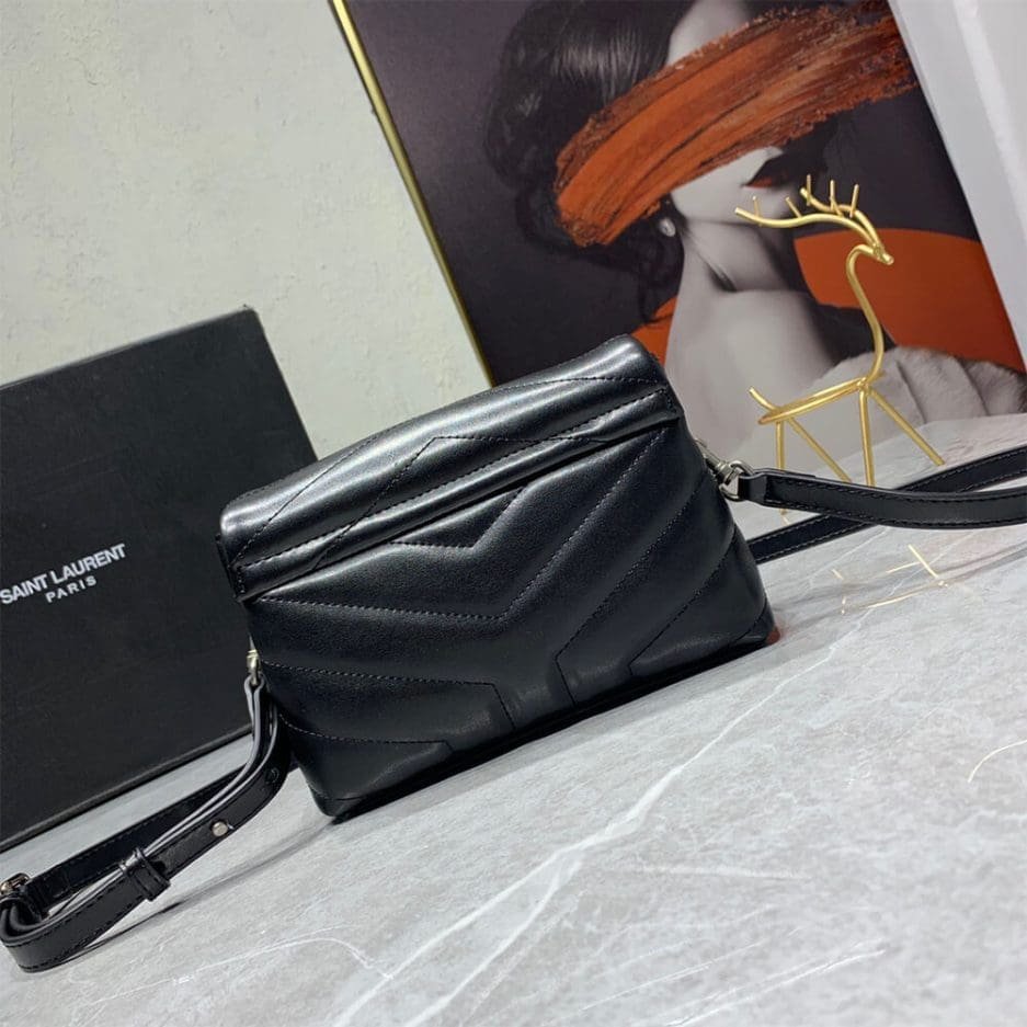 Sa1nt Lau*nt Y51 Toy Loulou Bag