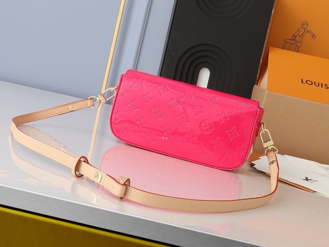 L0vis Vvtt0n M82994 Malibu Pochette