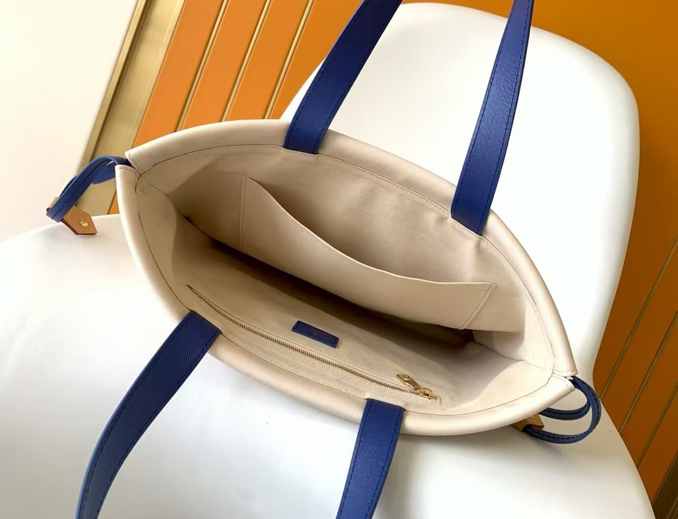 L0vis Vvtt0n M15235 Dust Bag Tote