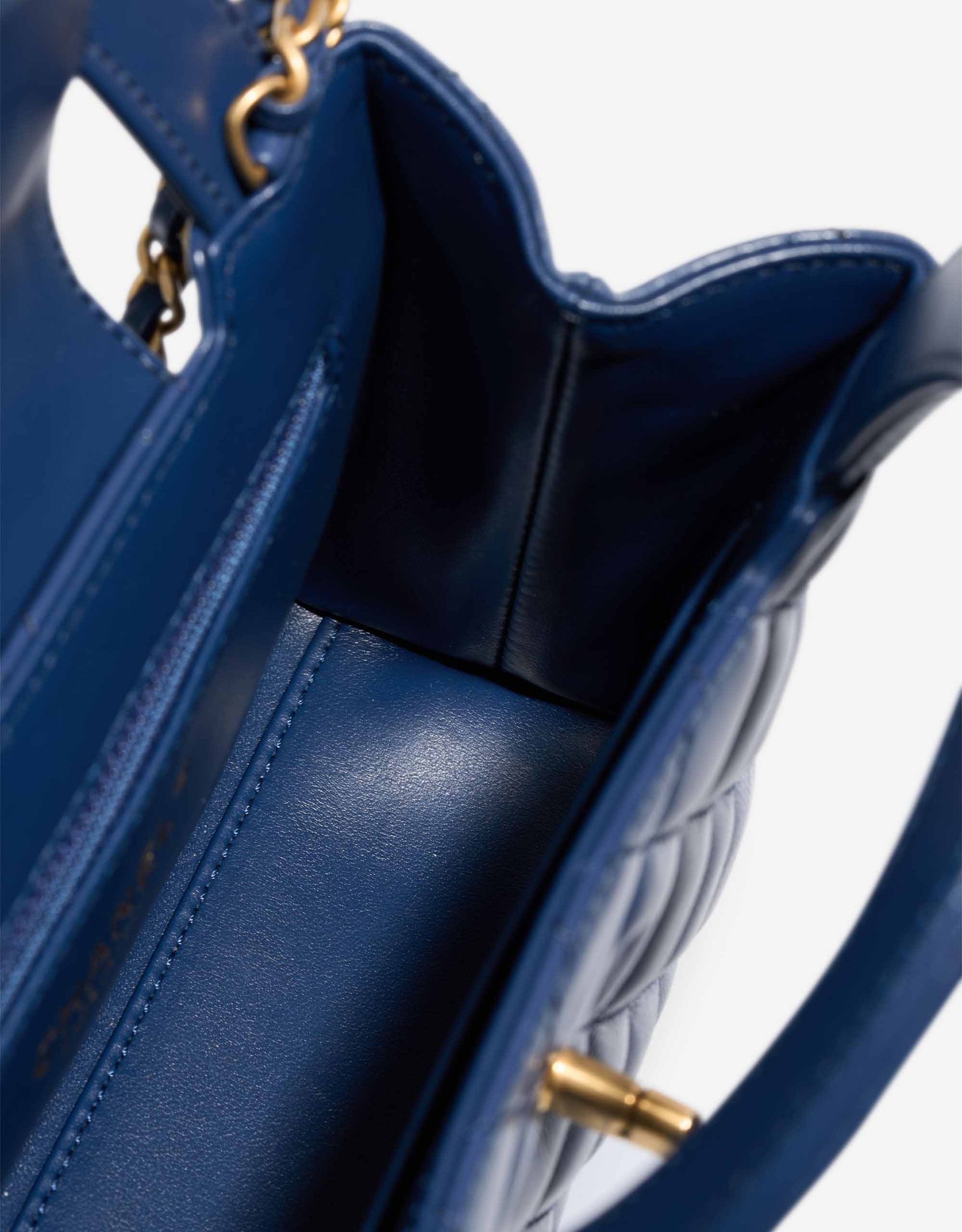 Ch**el Kelly Medium Bag in Vintage Calfskin Leather, Dark Blue