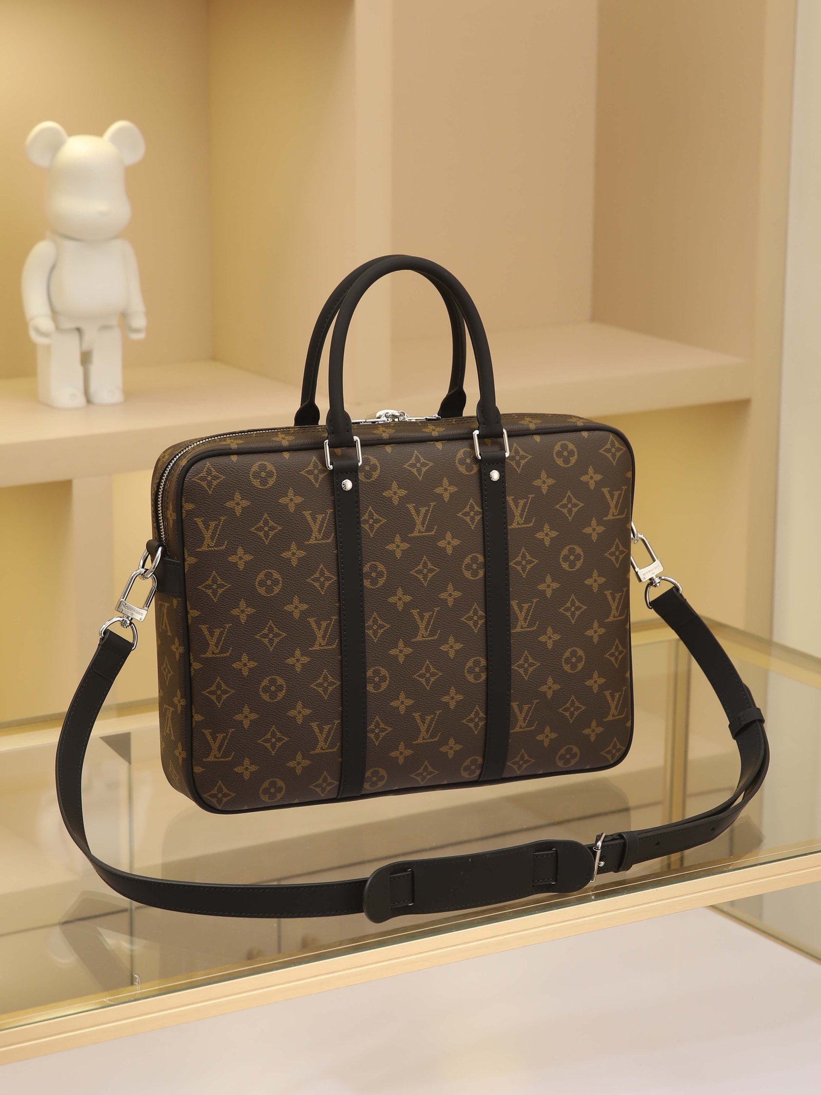 L0vis Vvtt0n Monogram Canvas Porte-Documents Voyage PM