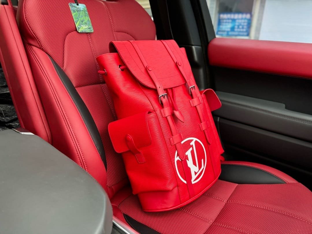 L0vis Vvtt0n Backpack