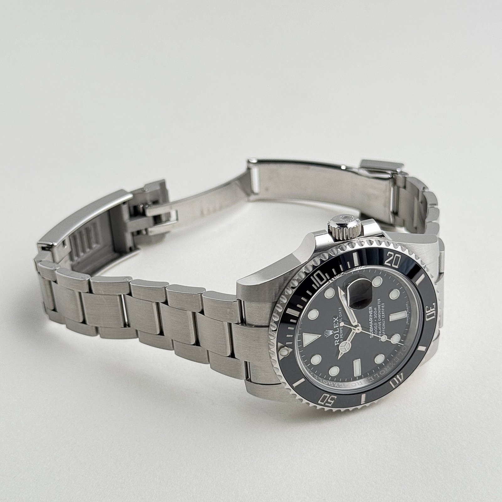 R01ex Submariner Date 116610LN Stainless Steel Black Dial