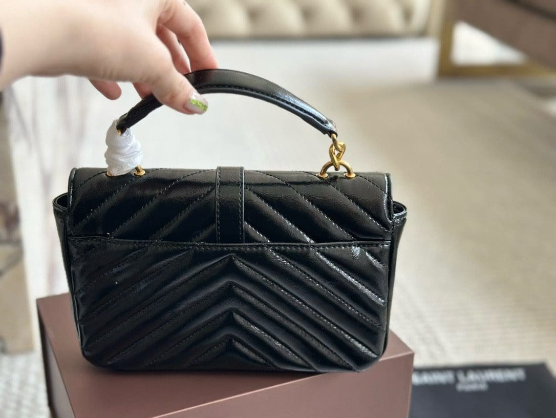 Sa1nt Lau*nt BLACK ‘COLLEGE MINI’ SHOULDER BAG