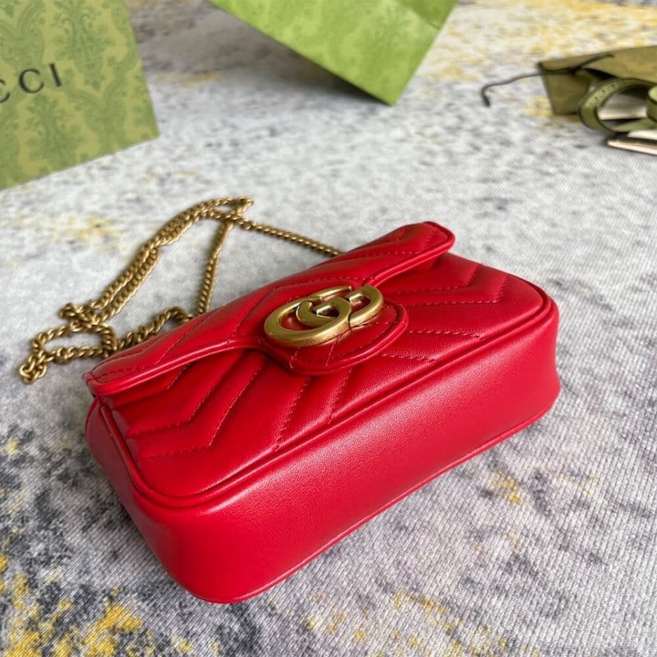 Gvc*1 Marmont matelasse leather S*per mini bag