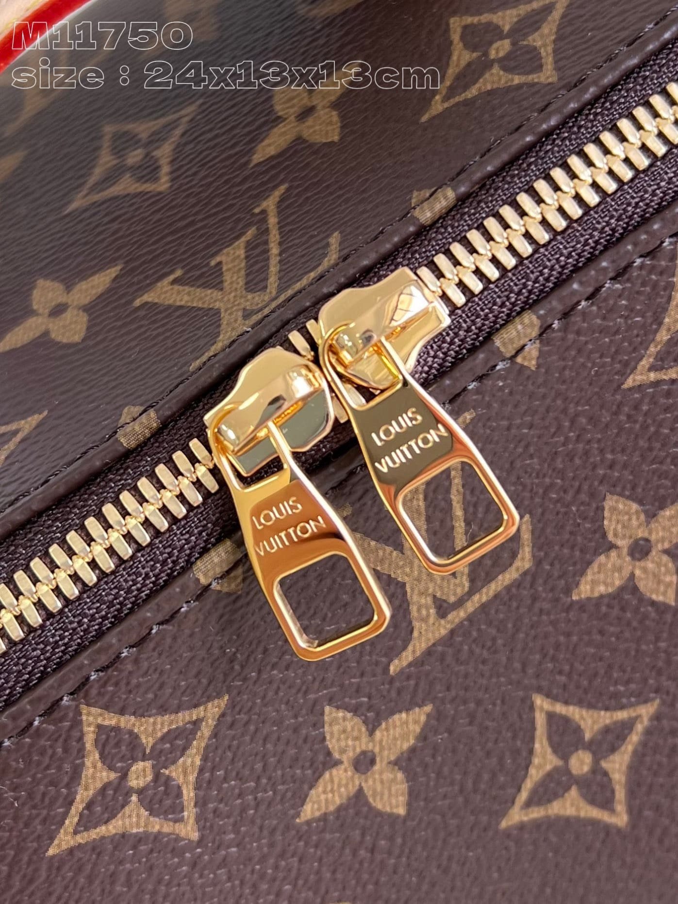 L0vis Vvtt0n M11750 Toiletry Bag