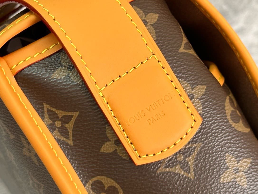 L0vis Vvtt0n M14723 Satchel Messenger