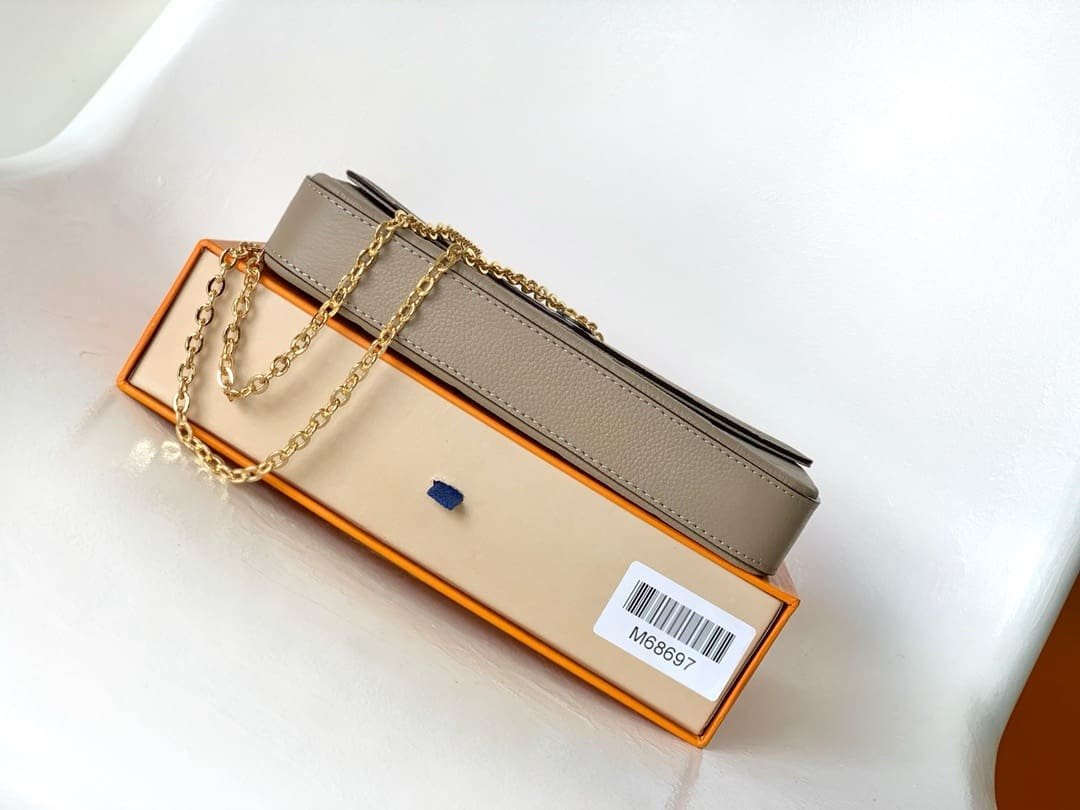 L0vis Vvtt0n M82609 Félicie Pochette