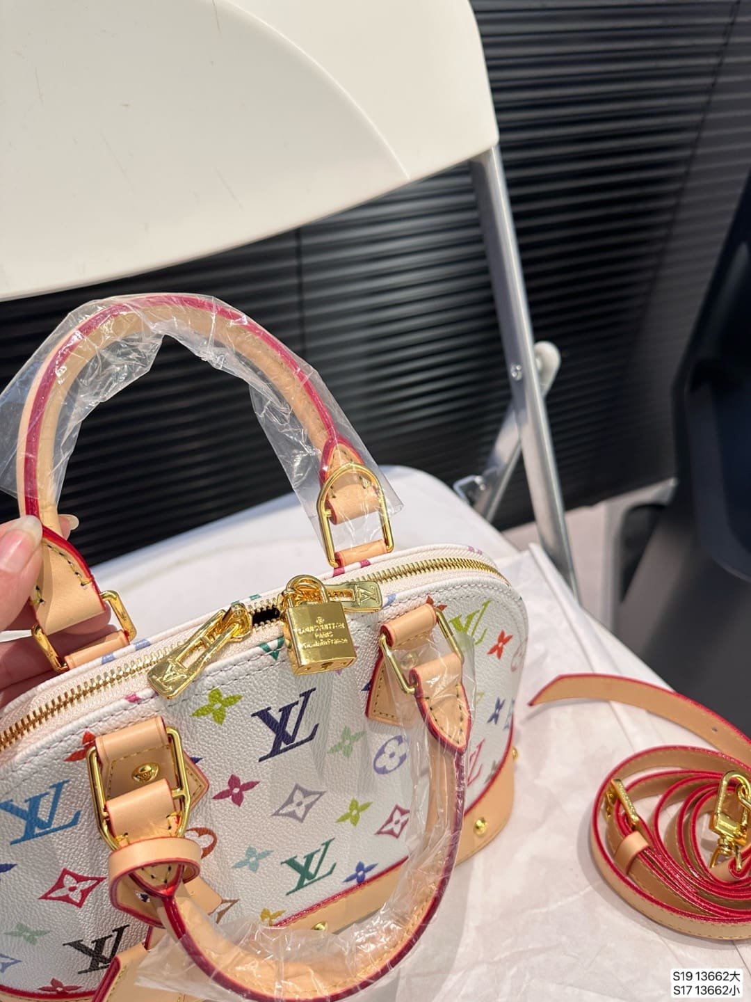 L0vis Vvtt0n M13078 LV x TM ALMA BB Bag