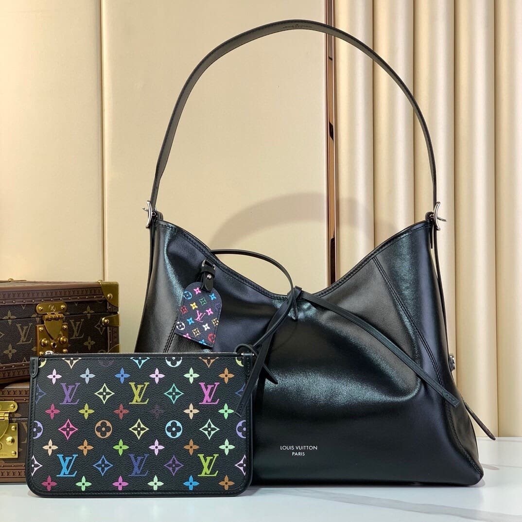 L0vis Vvtt0n M13105 LV x TM CarryAll Vibe MM