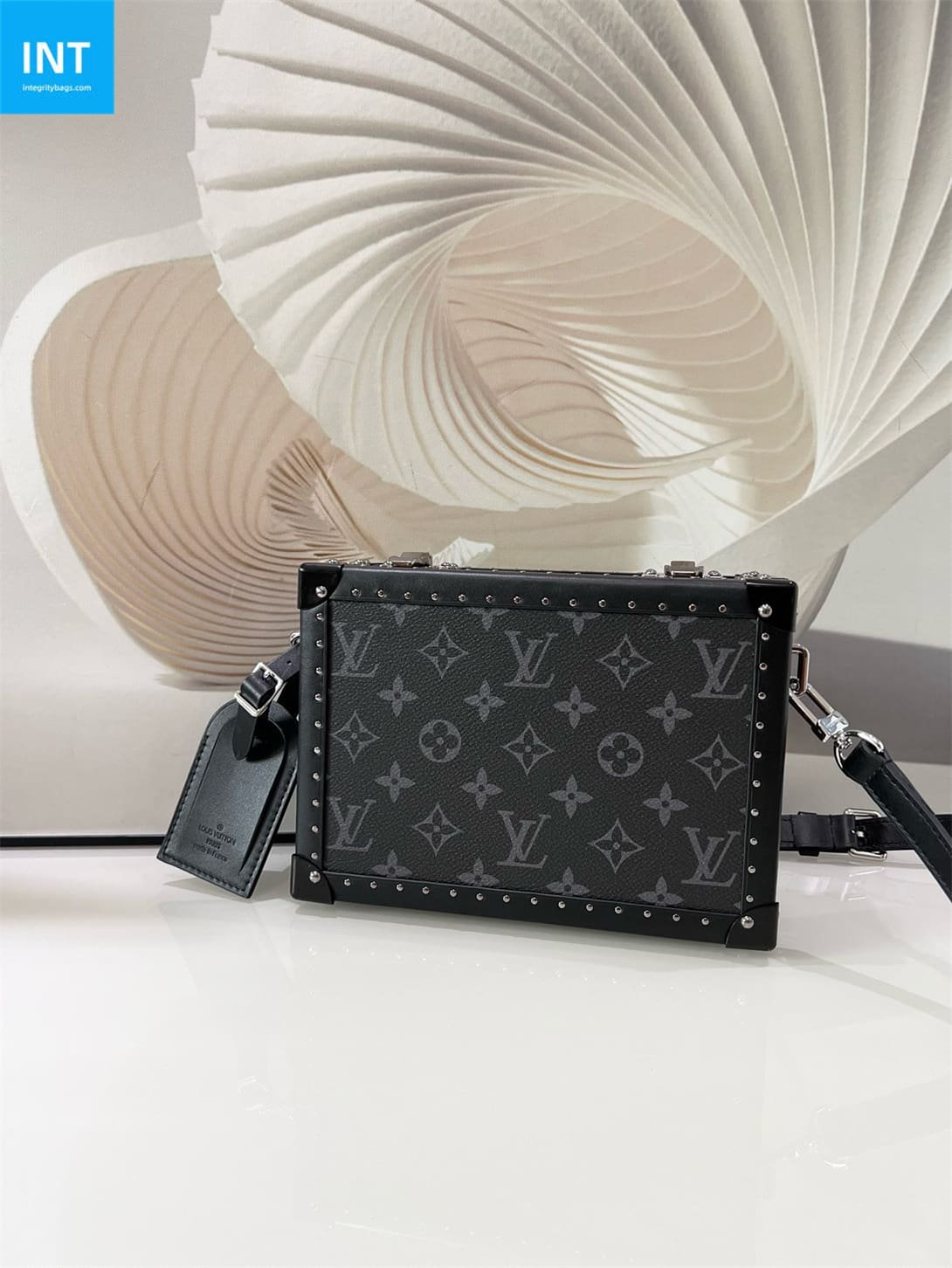 L0vis Vvtt0n M20251 CLUTCH BOX Portable Hard Case