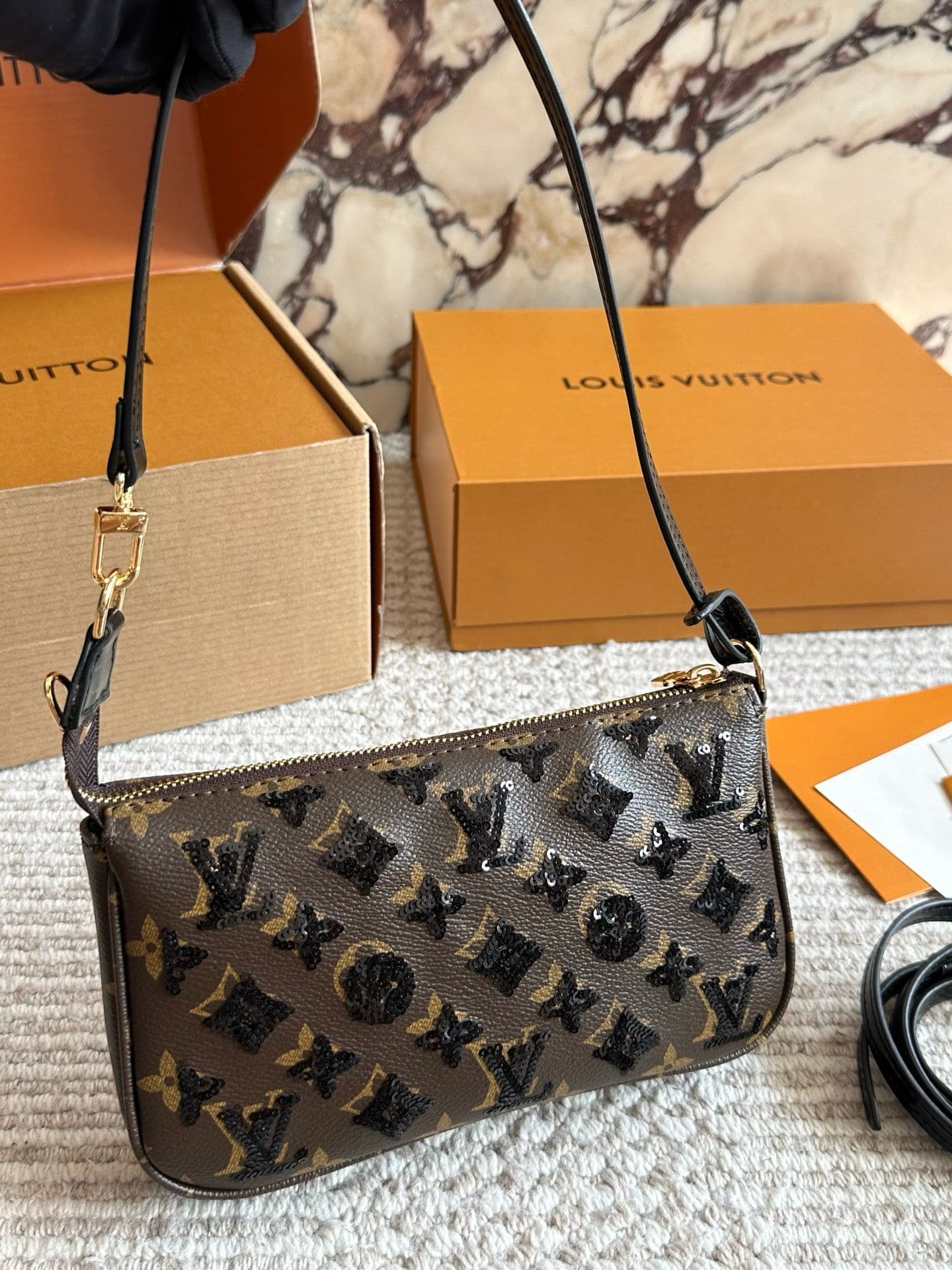 L0vis Vvtt0n M26473 Pochette Accessoires