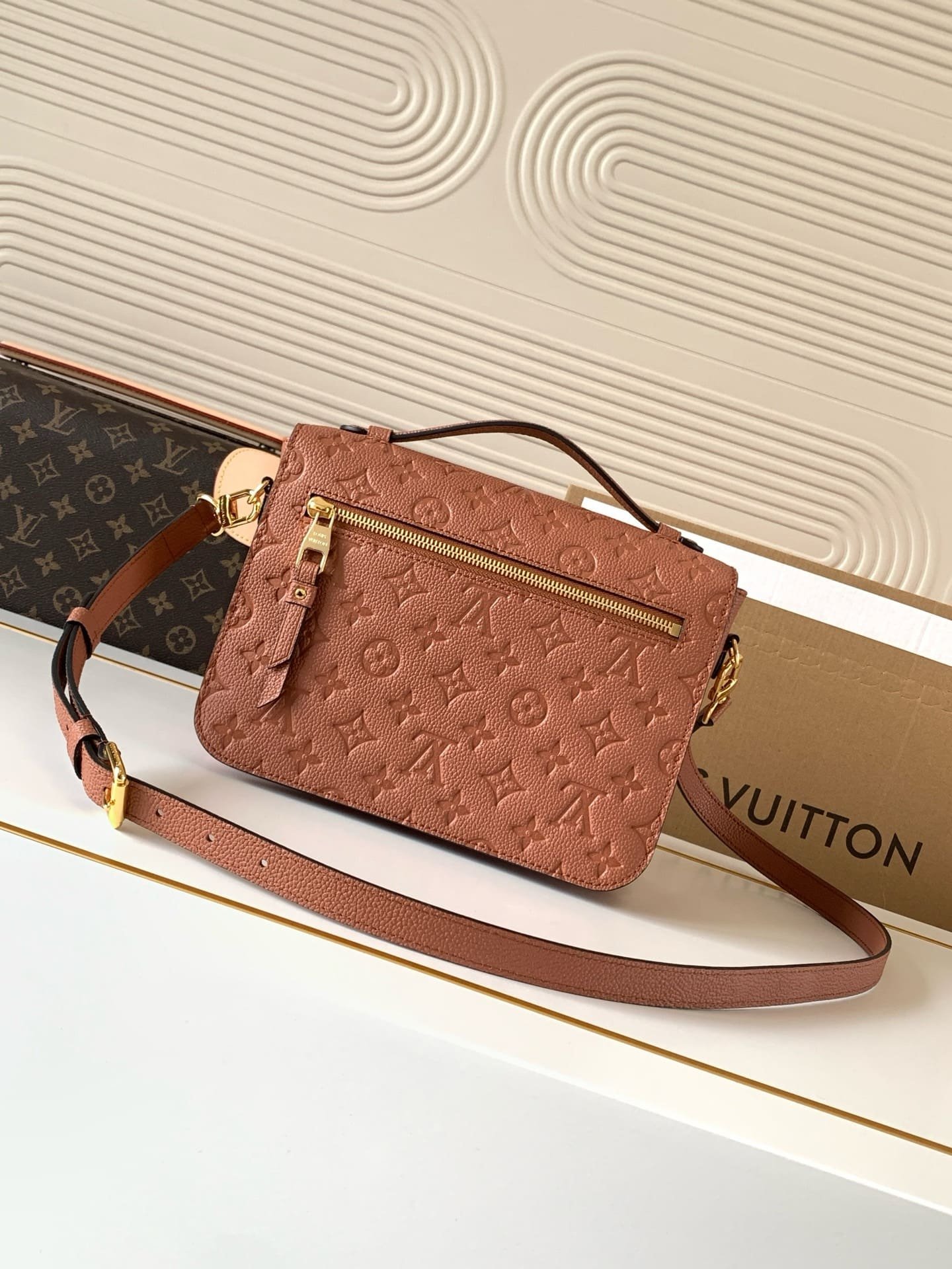 L0vis Vvtt0n M12711 Pochette Métis