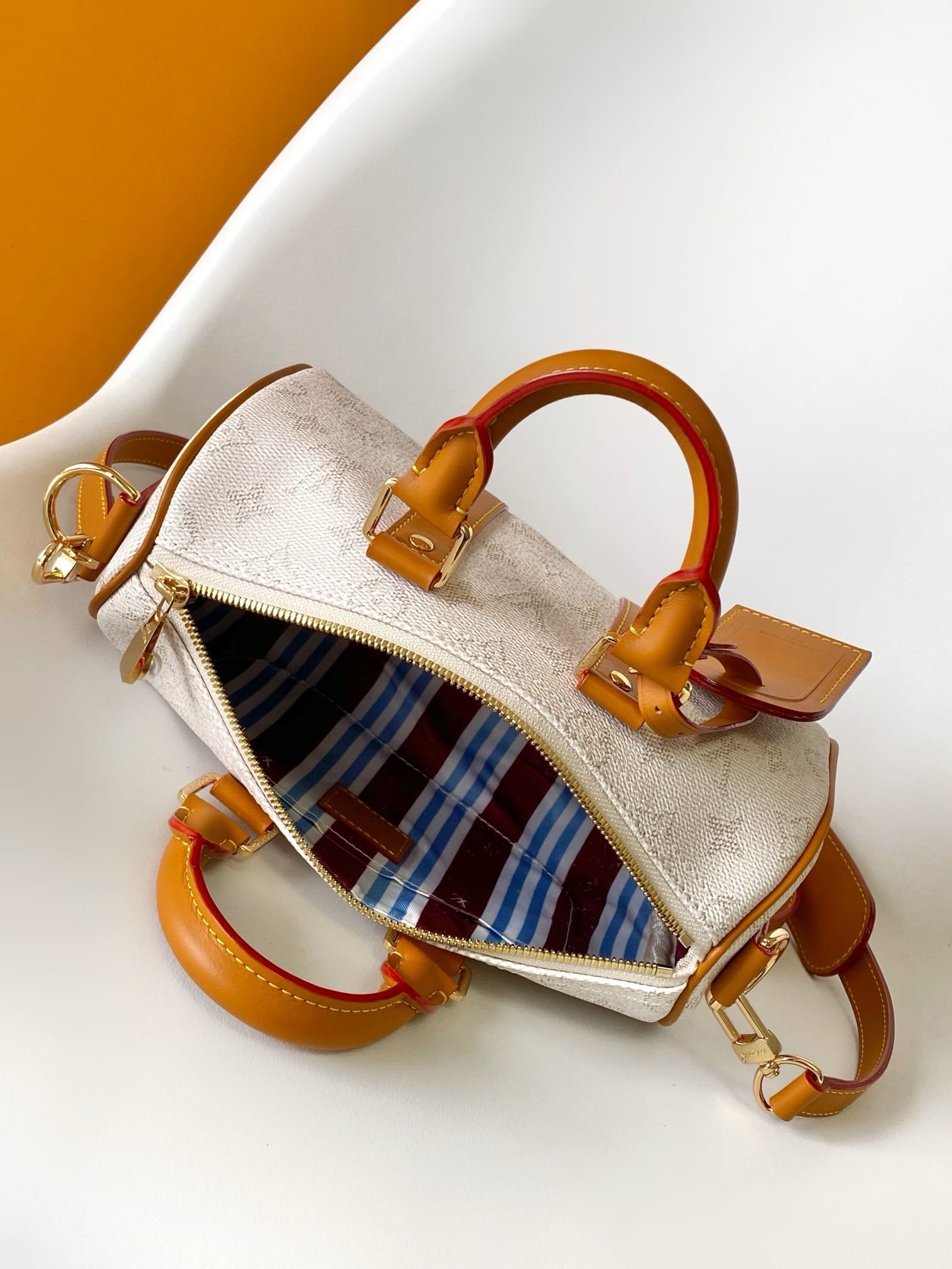 L0vis Vvtt0n M15076 Keepall Bandoulière 25