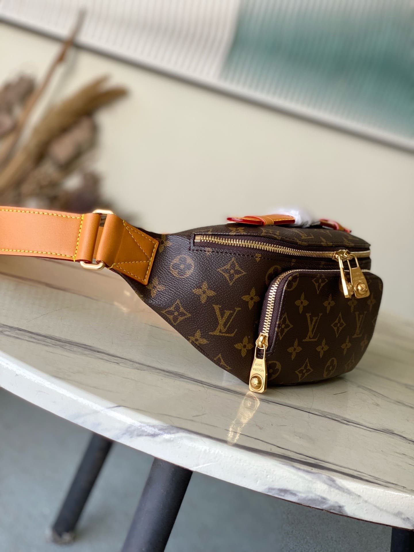 L0vis Vvtt0n M14019 Rush Bumbag