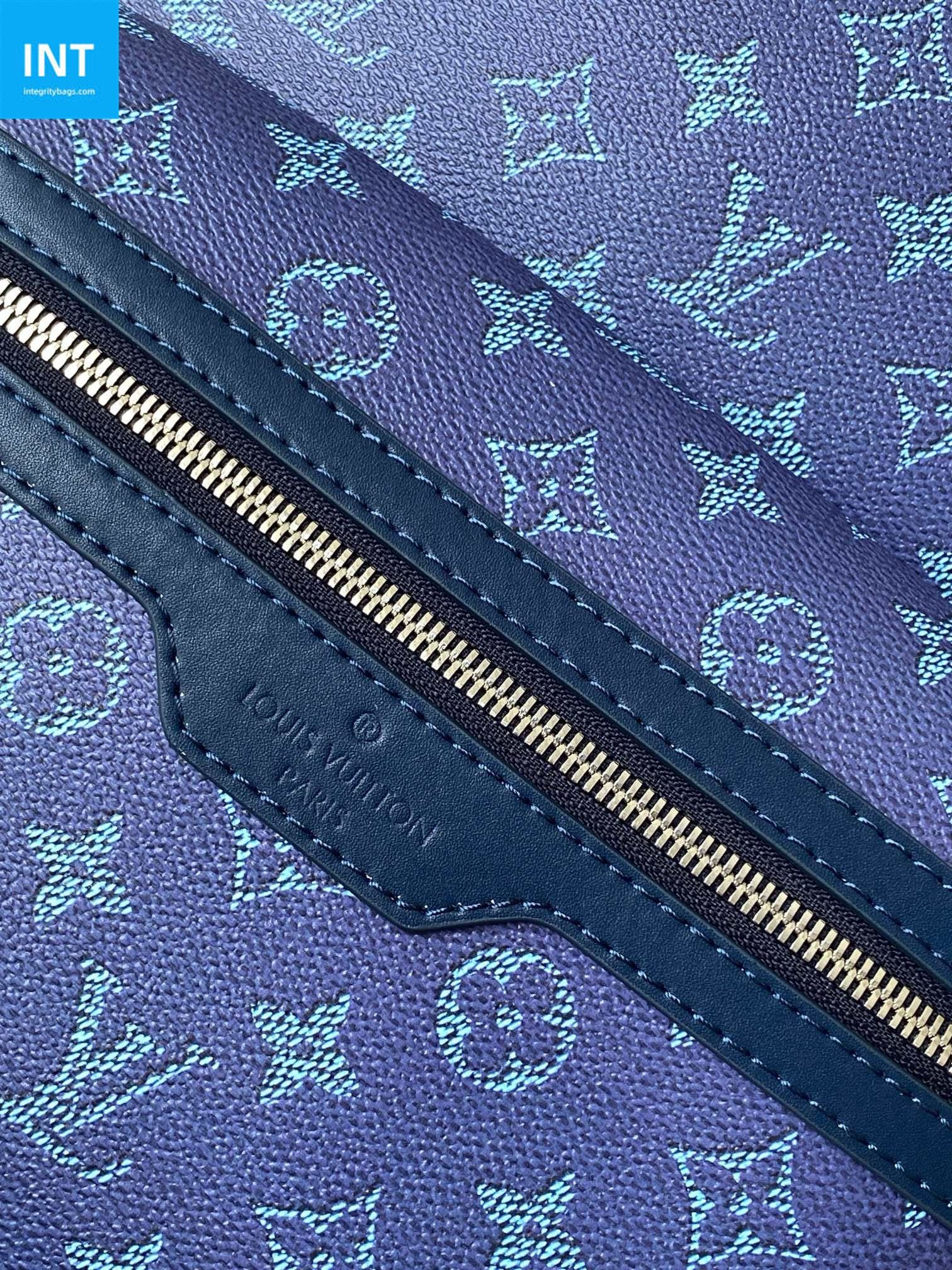L0vis Vvtt0n M26942 Discovery Backpack PM