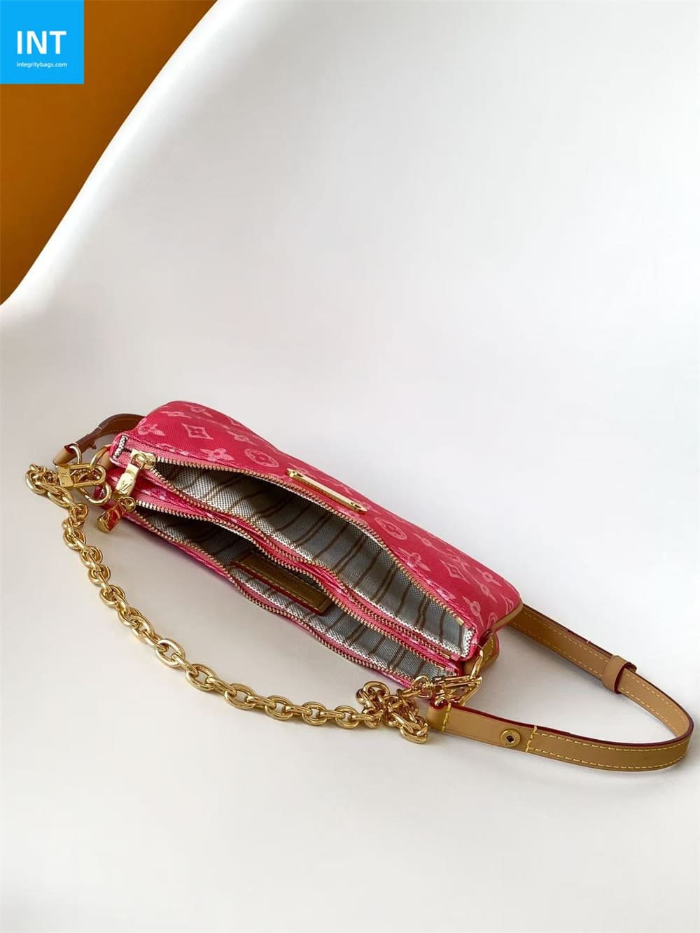 L0vis Vvtt0n M27719 Pochette Liv