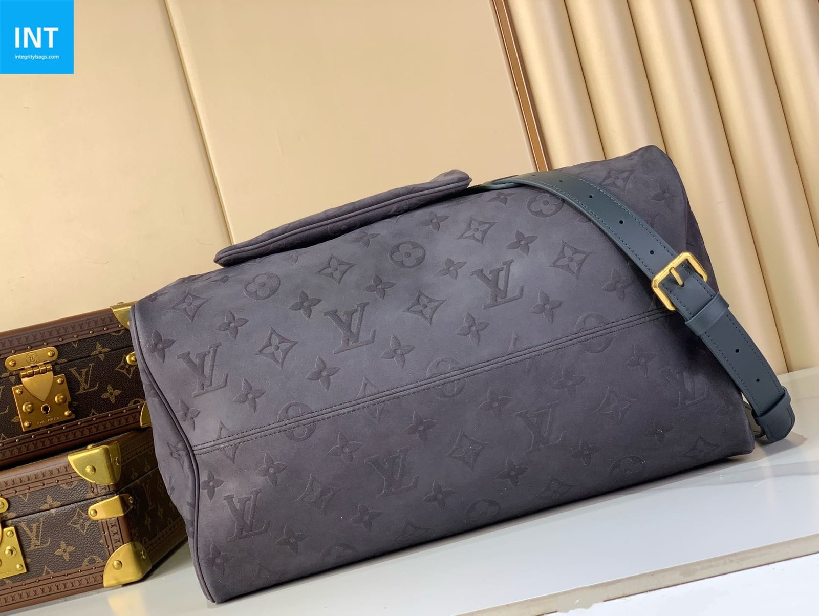 L0vis Vvtt0n M15225 Speedy P9 Bandoulière 40