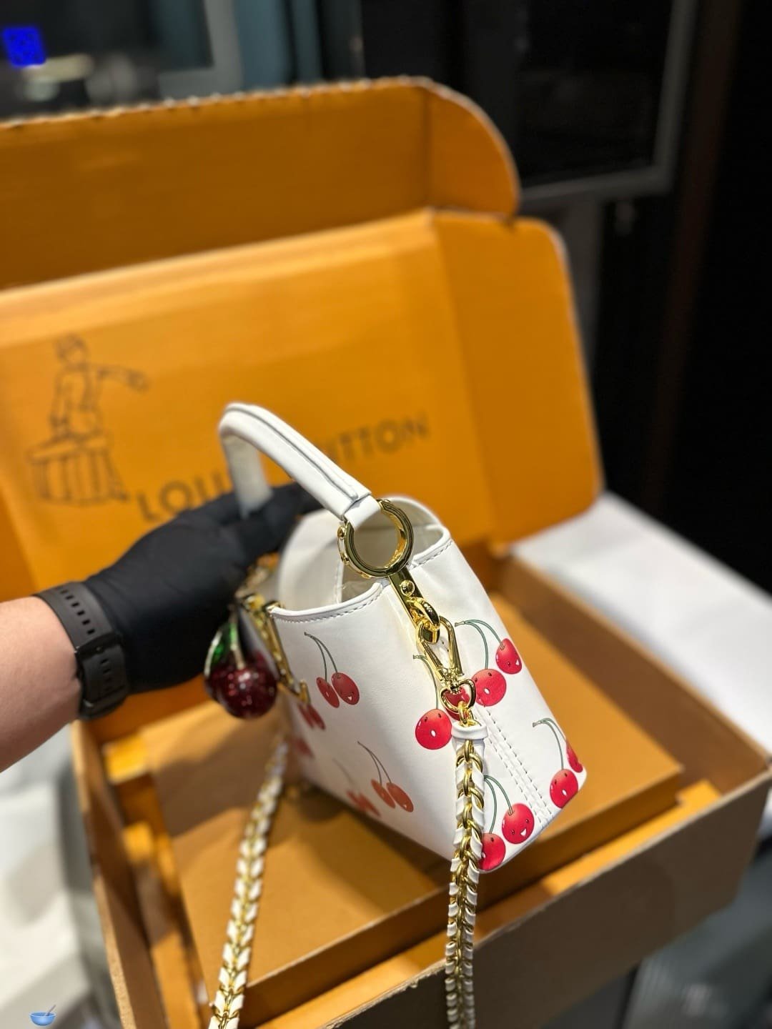 L0vis Vvtt0n M13251 LV x TM Capucines Mini