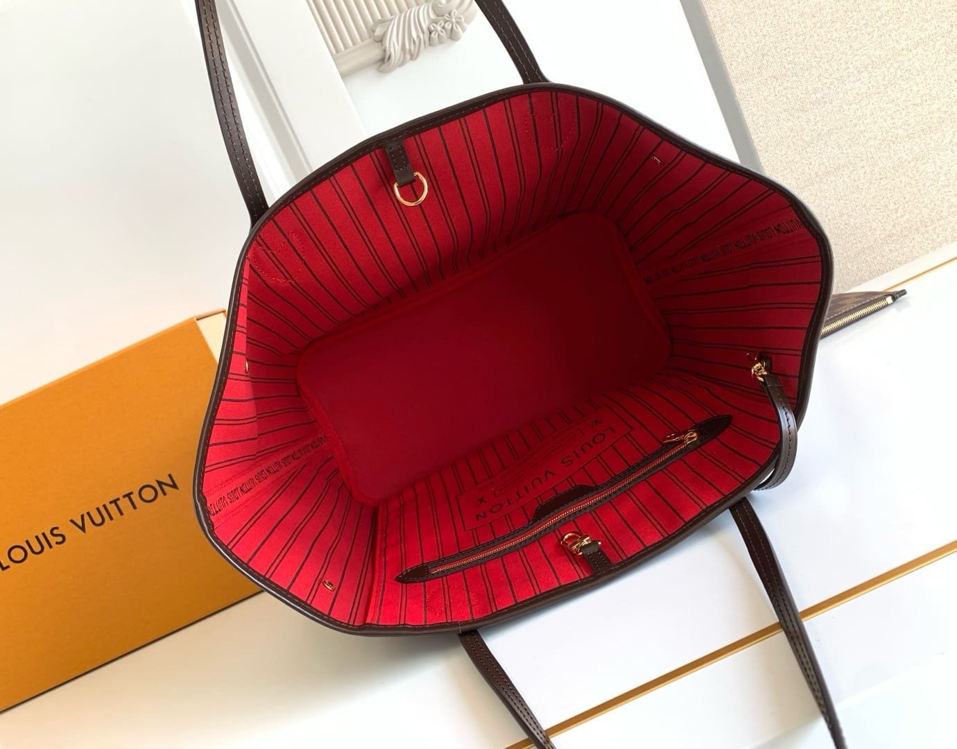 L0vis Vvtt0n N40599 Neverfull MM