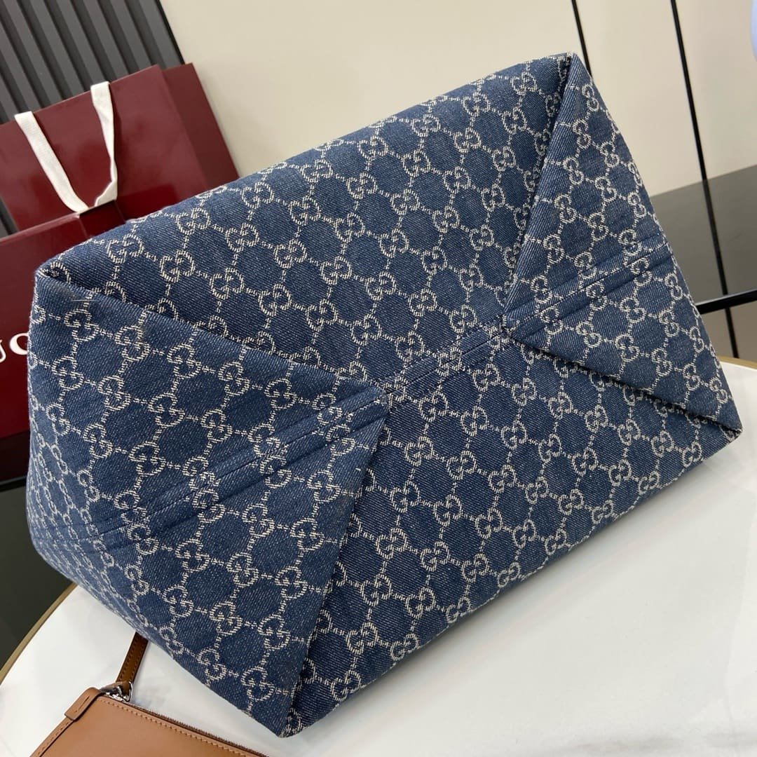 Gvc*1 TOTISSIMA LARGE TOTE BAG