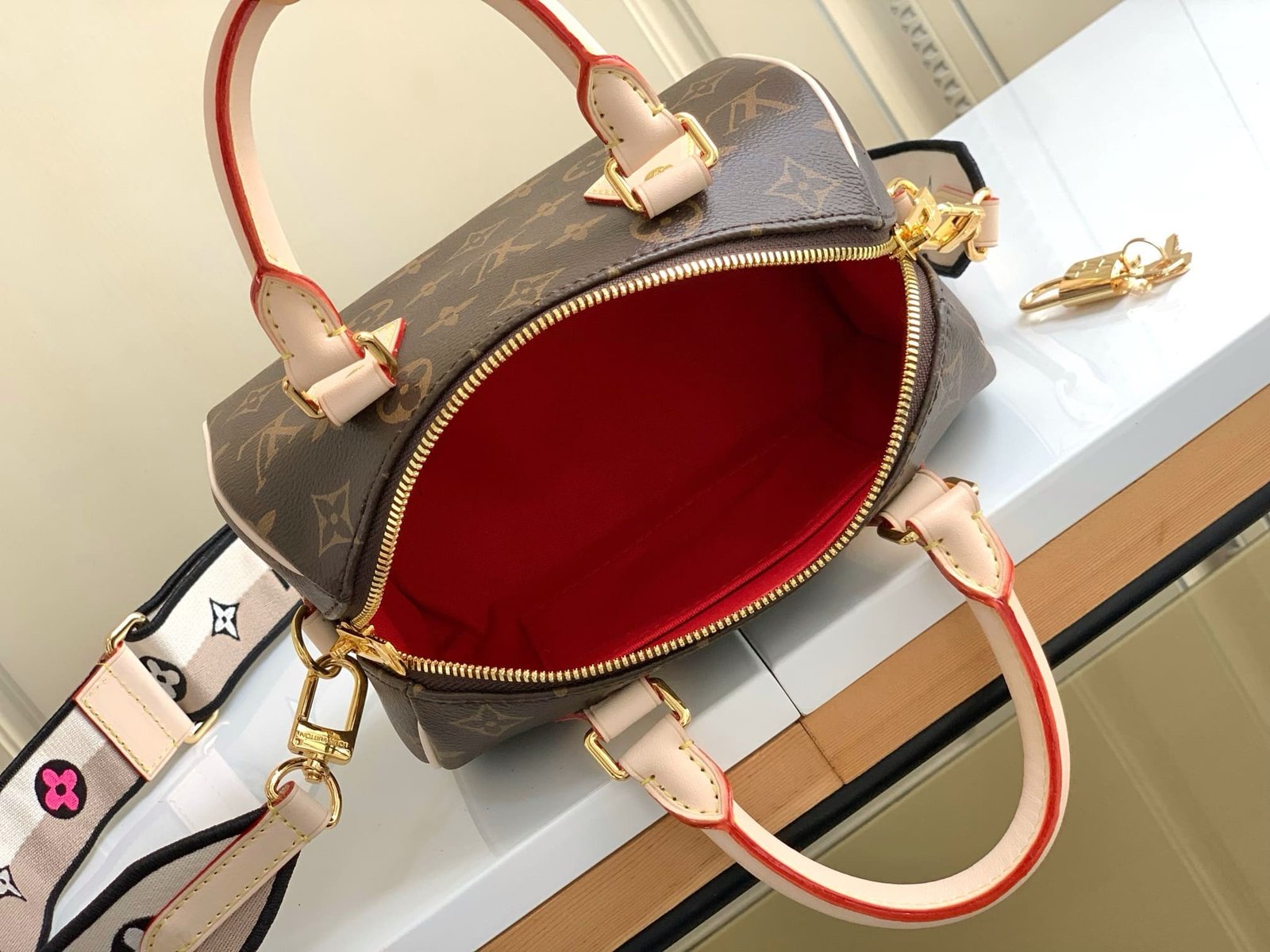 L0vis Vvtt0n M46234 Speedy Bandoulière 20 Bag