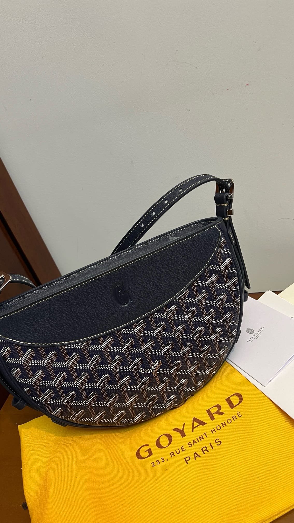 G09ard Hirondelle bag
