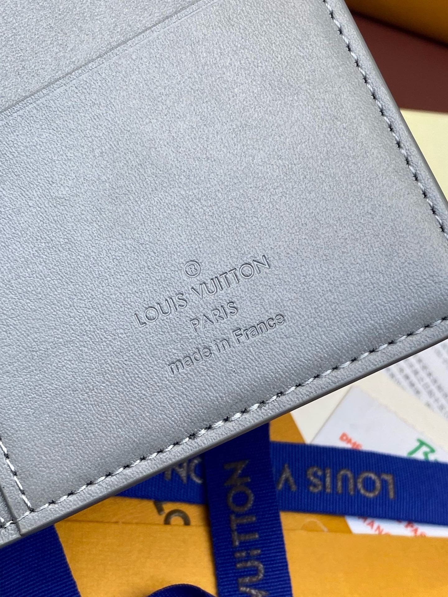L0vis Vvtt0n M81335 Brazza Wallet