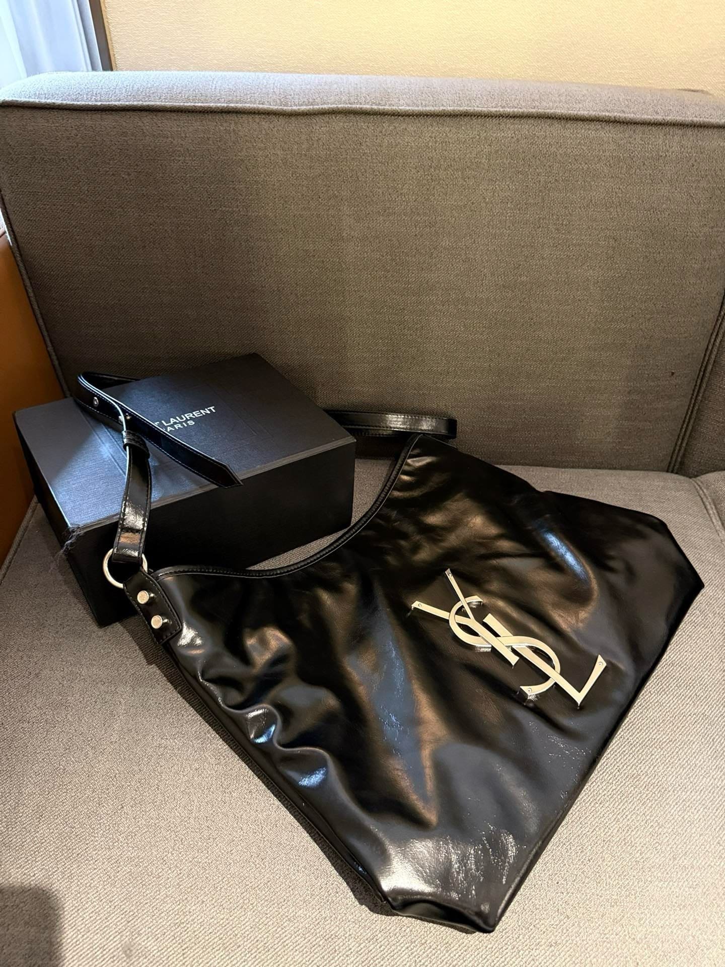 Sa1nt Lau*nt Y51 shopping bag Tote