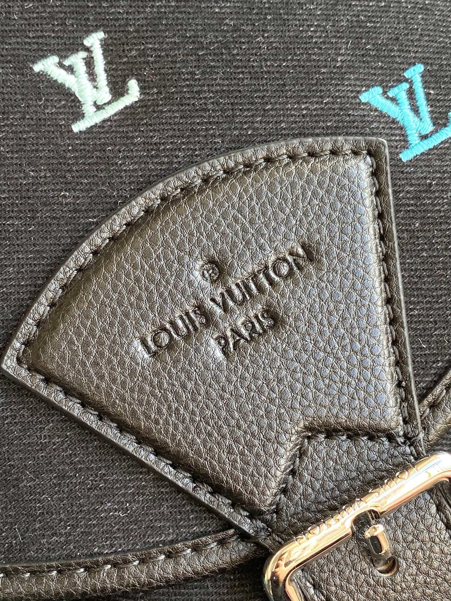 L0vis Vvtt0n M14135 Montsouris Backpack
