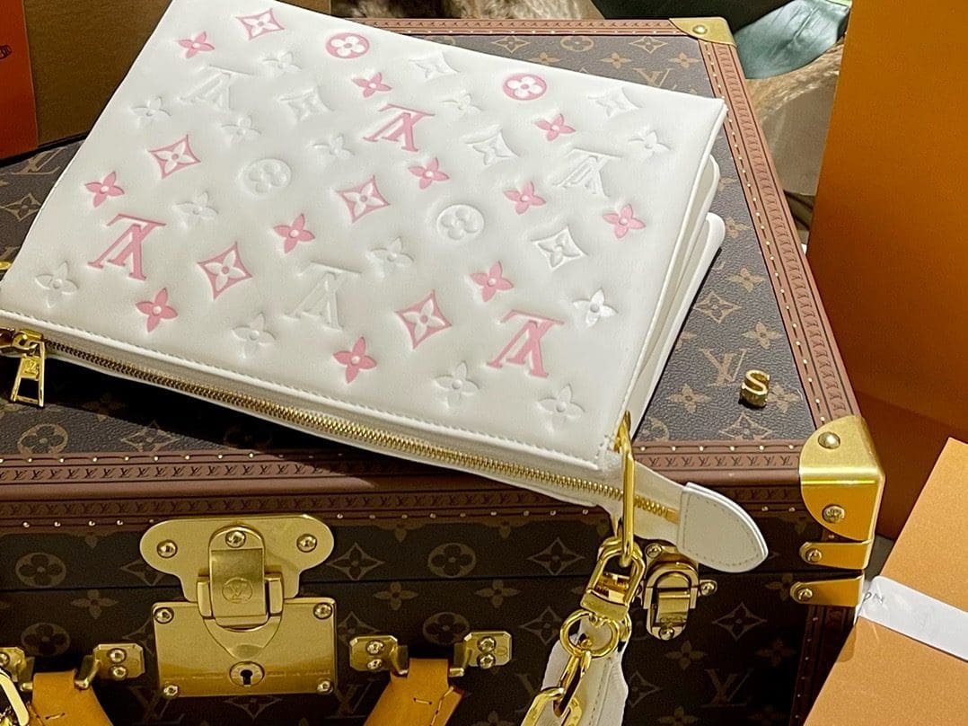 L0vis Vvtt0n M22398 Coussin PM