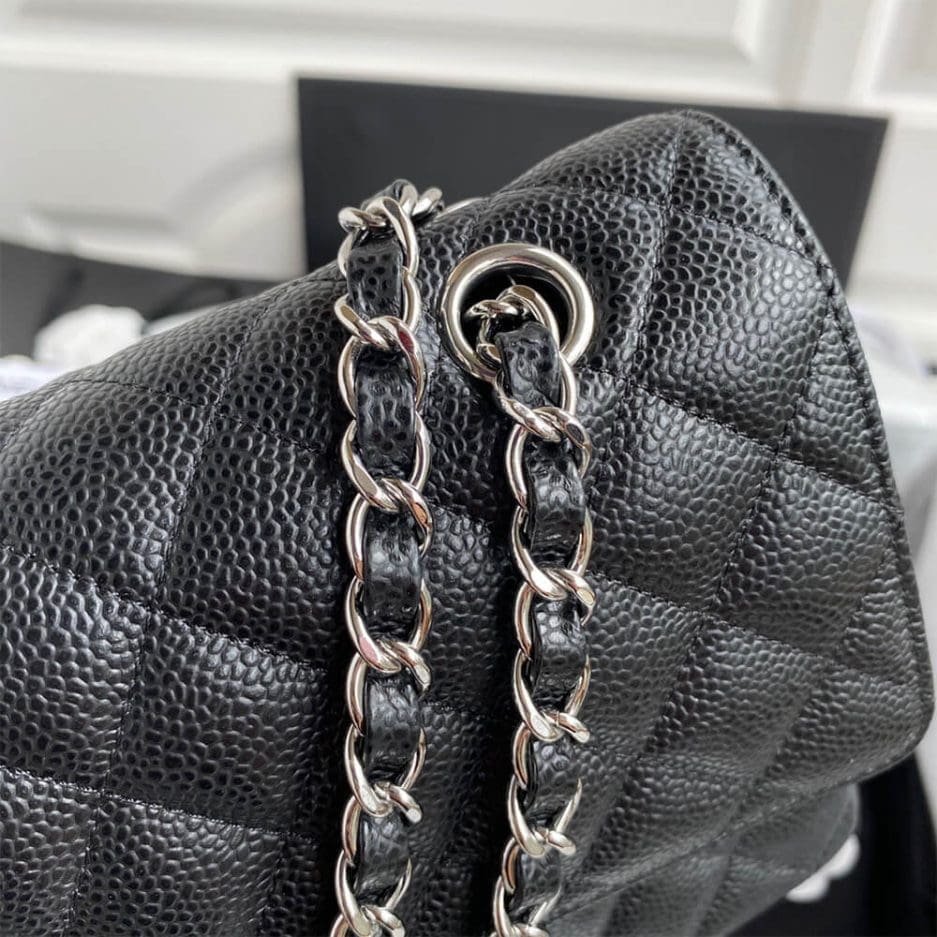 Ch**el CLASSIC HANDBAG Grained Calfskin & Silver Metal