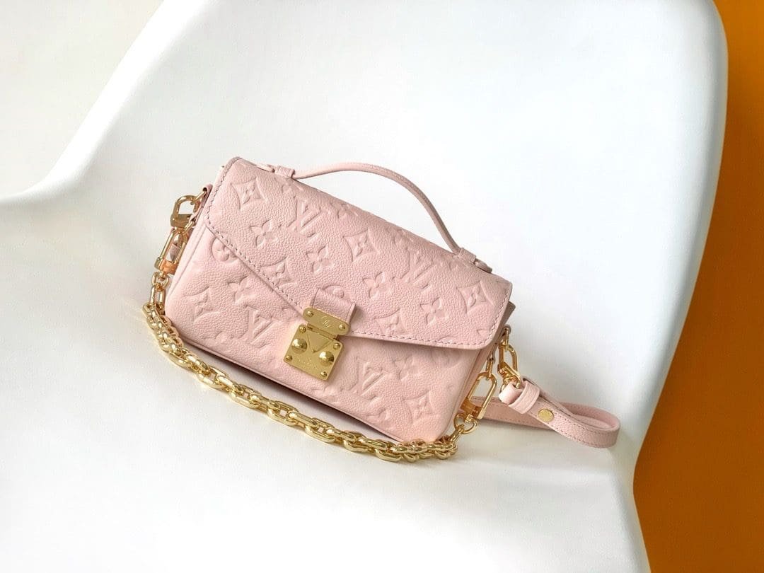 L0vis Vvtt0n M47045 Pochette Métis East West
