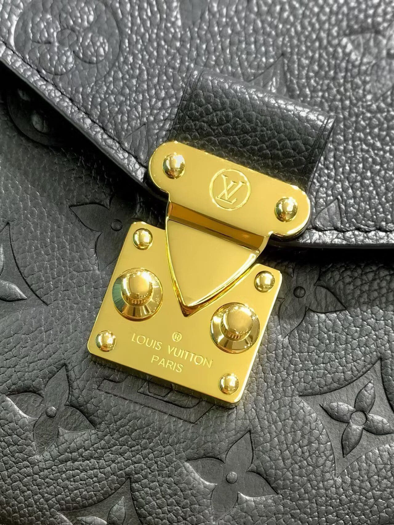 L0vis Vvtt0n M41487 Pochette Metis