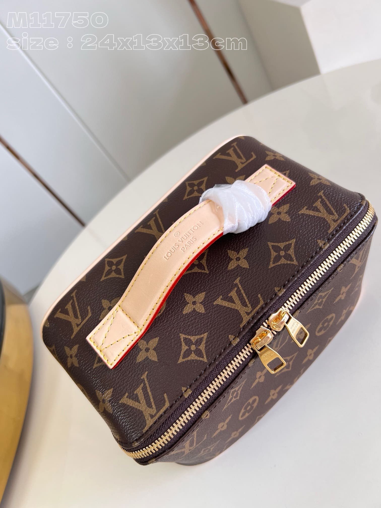 L0vis Vvtt0n M11750 Toiletry Bag