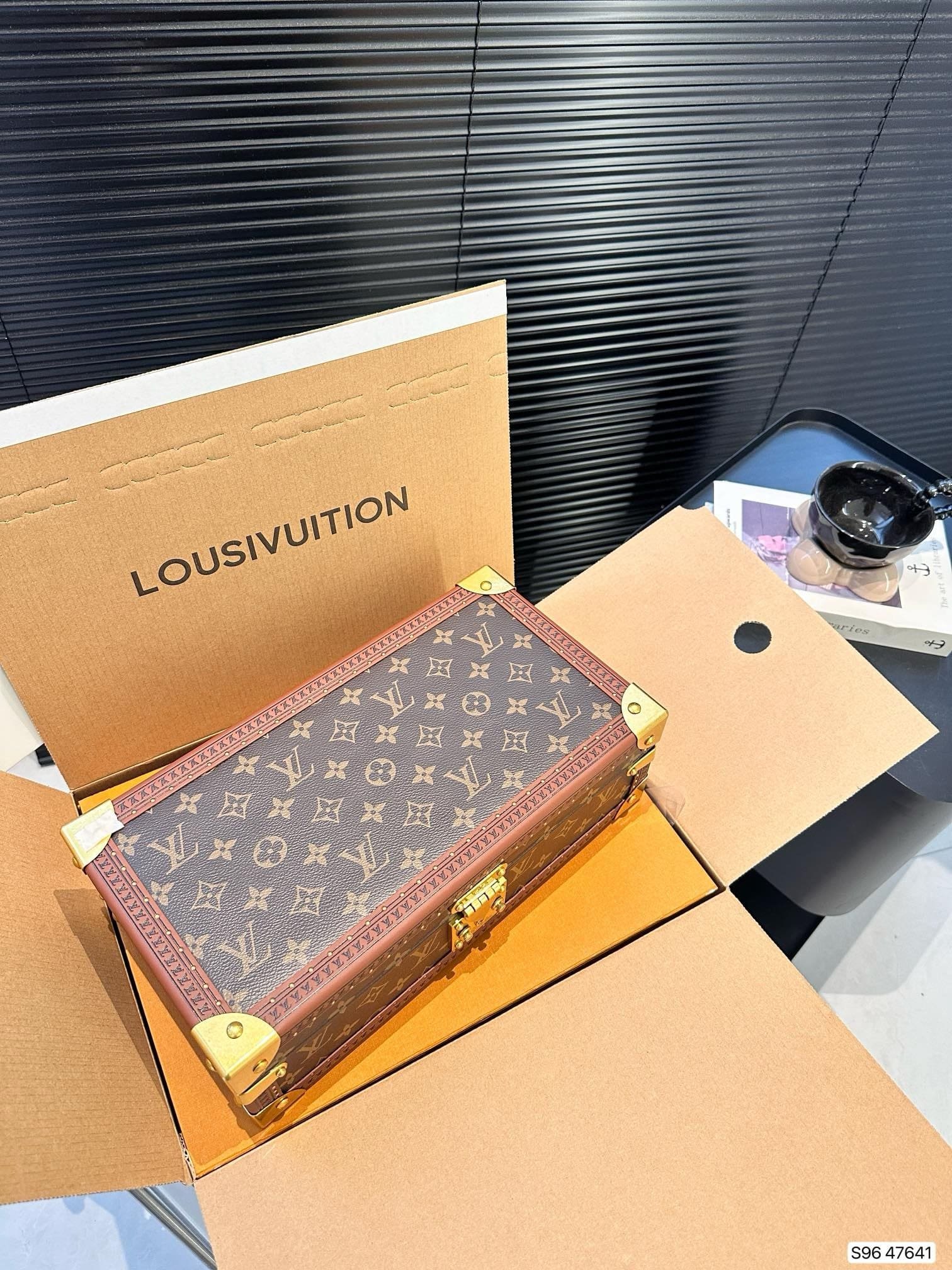 L0vis Vvtt0n M10260 Coffret 8 Montres