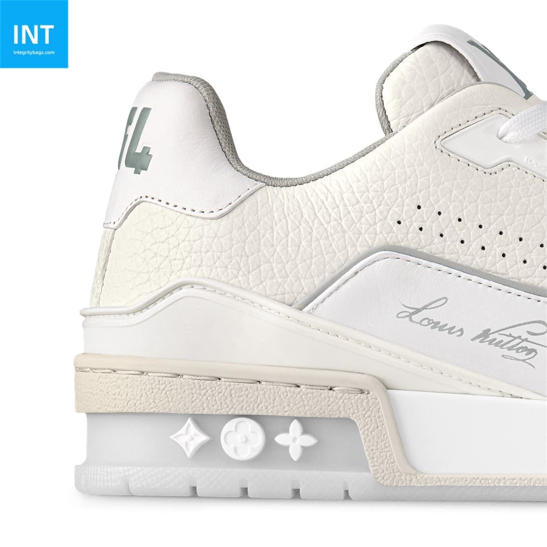 L0vis Vvtt0n 1ACP1N LV Trainer Sneaker