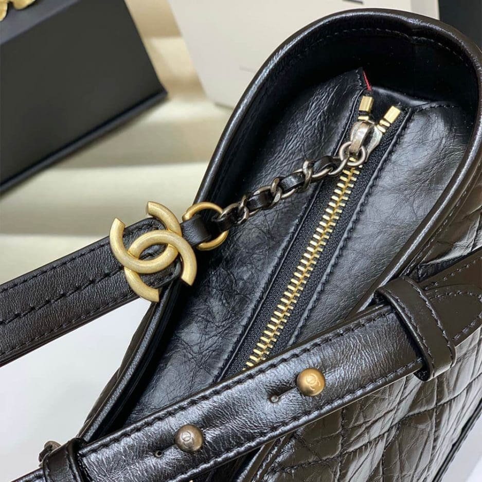 Ch**el’S GABRIELLE HOBO HANDBAG