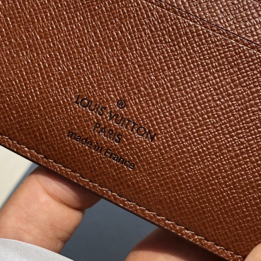 L0vis Vvtt0n Marco Wallet M61675
