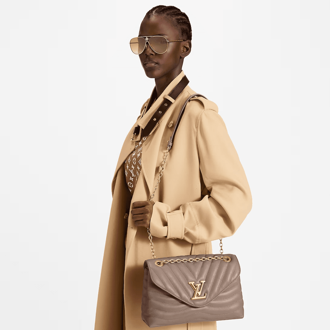 L0vis Vvtt0n M21614 New Wave Chain Bag GM Taupe