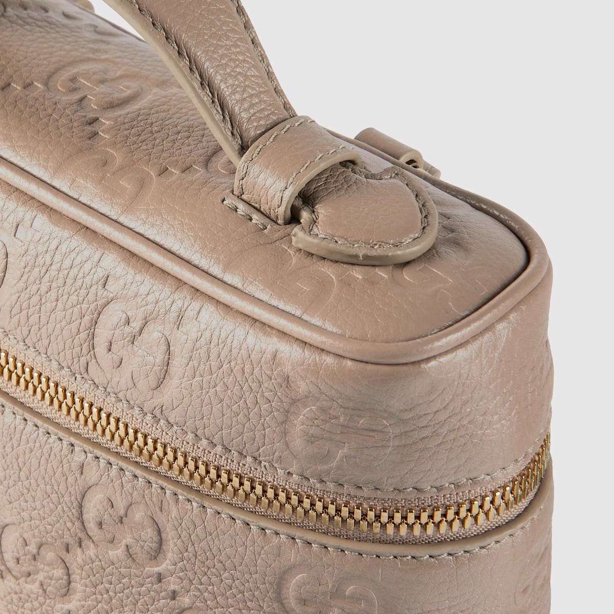 Gvc*1 EMBLEM SMALL BAG
