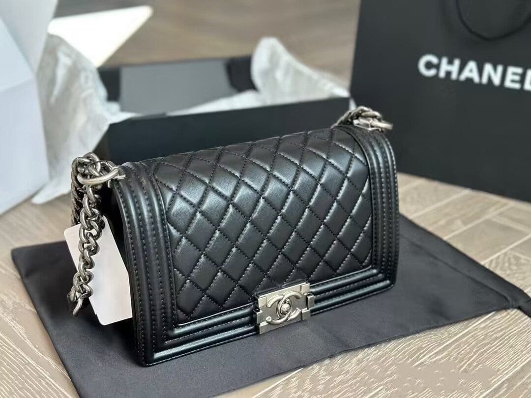 BOY Ch**el flap bag