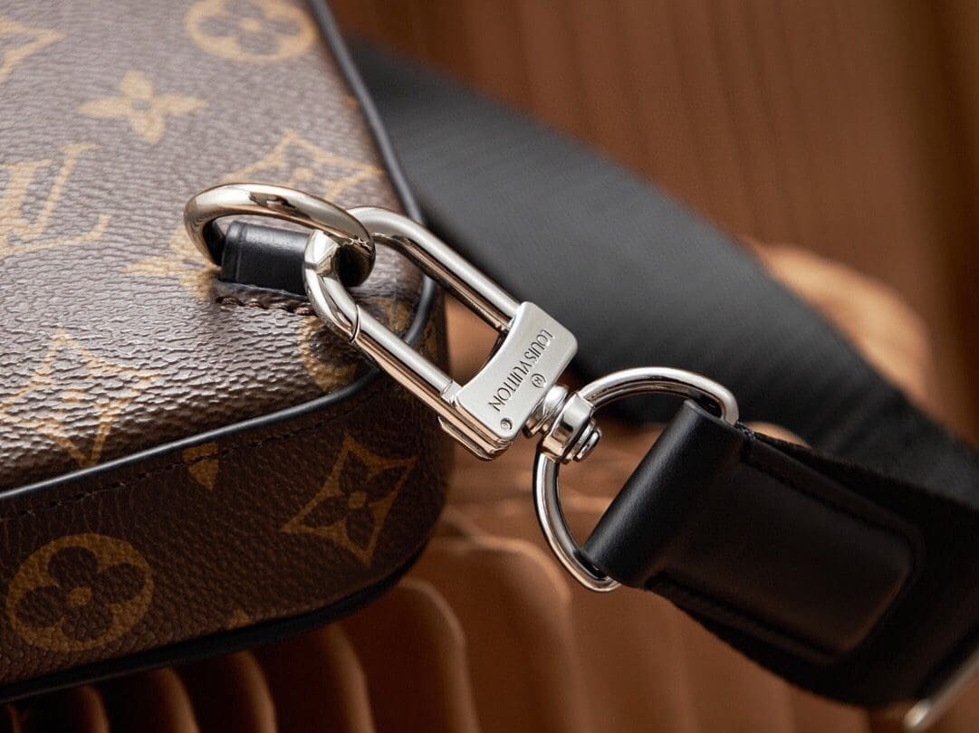 L0vis Vvtt0n M46327 Avenue Slingbag NM
