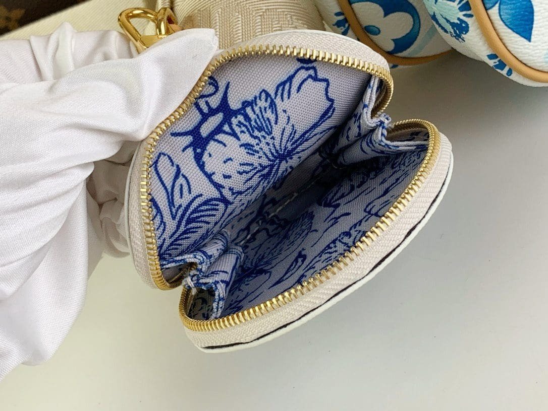 L0vis Vvtt0n M25374 LV By The Pool Multi Pochette Accessoires